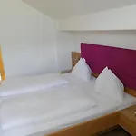 Hotel Mitteregger -best Place In Town With Summercard And Breakfast Kaprun