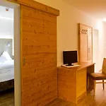 Mitteregger -best Place In Town With Summercard And Breakfast Hotel 3*