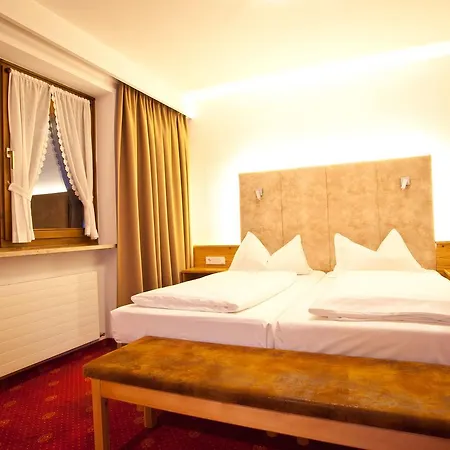 Mitteregger - Place In Town 3*