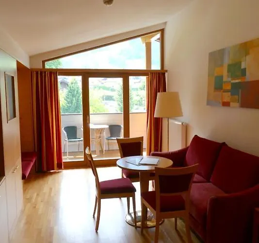 فندق غاستهوف ميتريغر فندق 3*