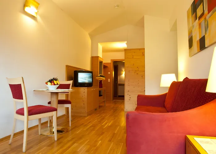 فندق غاستهوف ميتريغر فندق كابرون