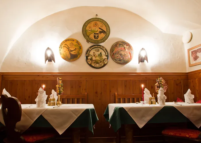 فندق غاستهوف ميتريغر 3*