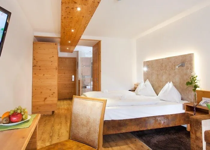 فندق غاستهوف ميتريغر فندق