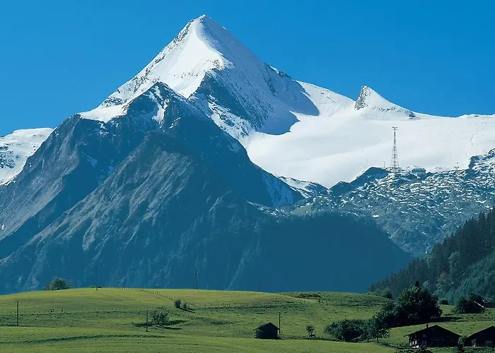 فندق غاستهوف ميتريغر 3*